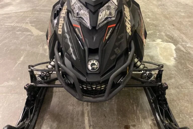 2017 Ski-Doo Renegade Enduro 900 ACE Snowmobile for Sale – Low Miles, Premium Trail Performance - Image 11