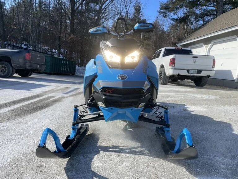 2019 Ski-Doo Summit X 850 E-TEC 154 for Sale – Mountain Snowmobile with SHOT Starter - Image 4